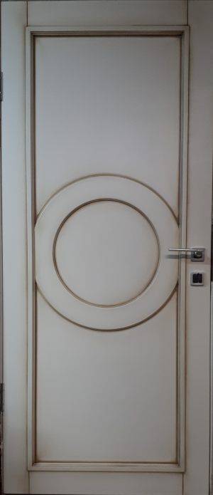 Межкомнатная дверь в профиле массив (эмаль с патиной) Туапсе